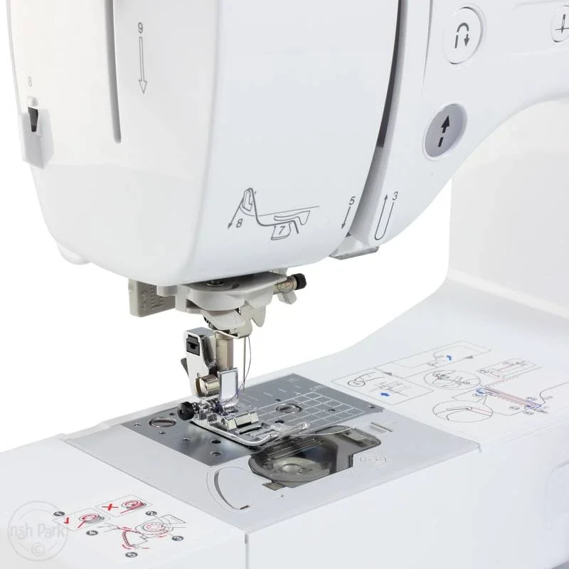Brother Innov-is M280D Näh- und Stickmaschine mit Disney-Motiven