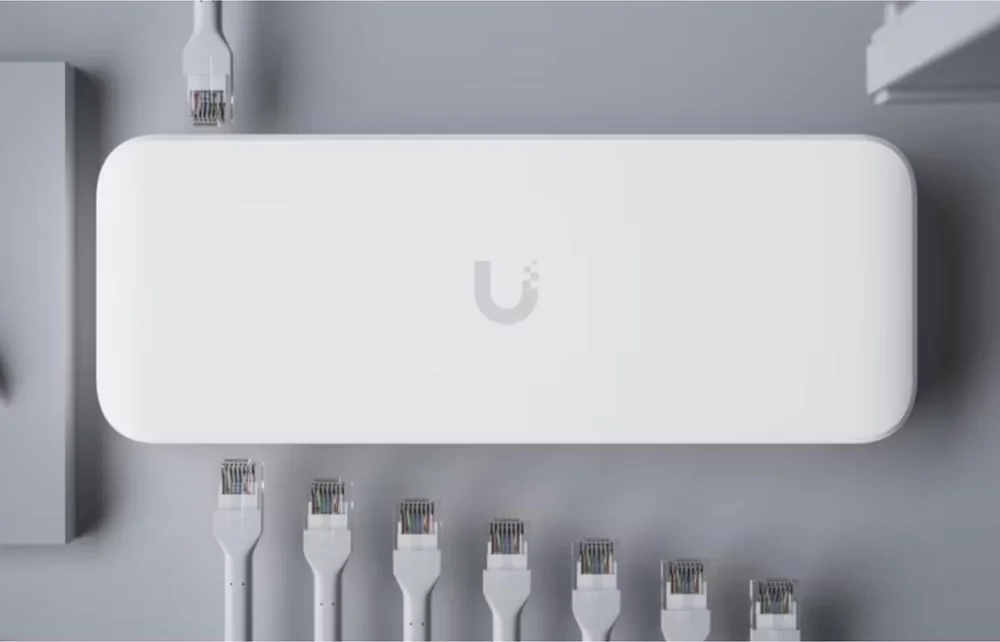 Ubiquiti UniFi Switch Ultra 210W 16-Port Gigabit PoE Netzwerk-Switch